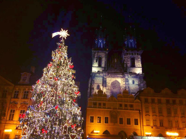 praga-jarmark-1 Poczuj magię świąt na jarmarkach bożonarodzeniowych w Polsce i Europie